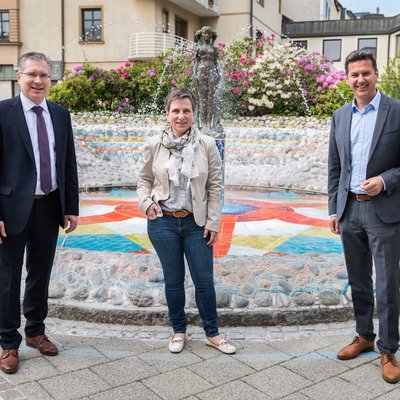 Bürgermeister Martin Kulmer, Christina Danne (Innovationsmanagement Ideen4Kaernten), Gemeindereferent LR Daniel Fellner. 